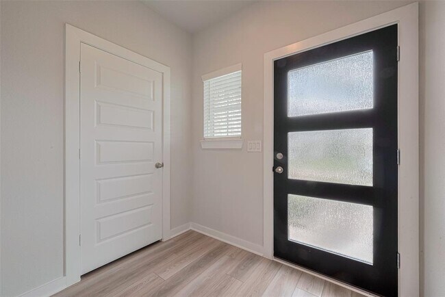 Building Photo - 8438 Sweet Cherry Ln