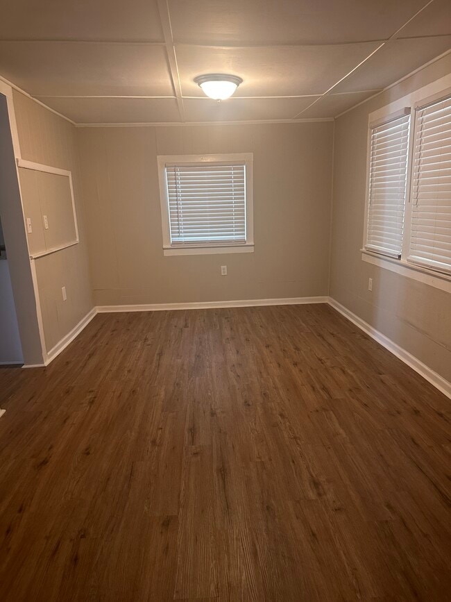 Building Photo - 45 Garden St