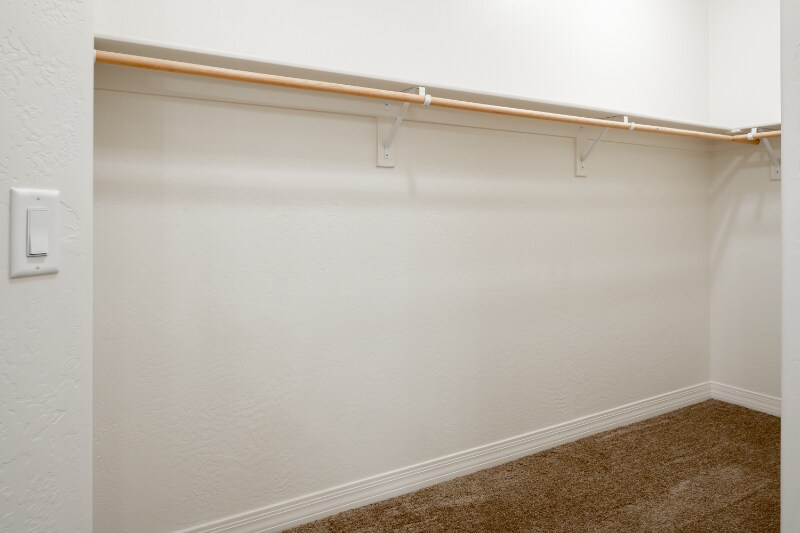 Building Photo - 2575 W Pollo Cir
