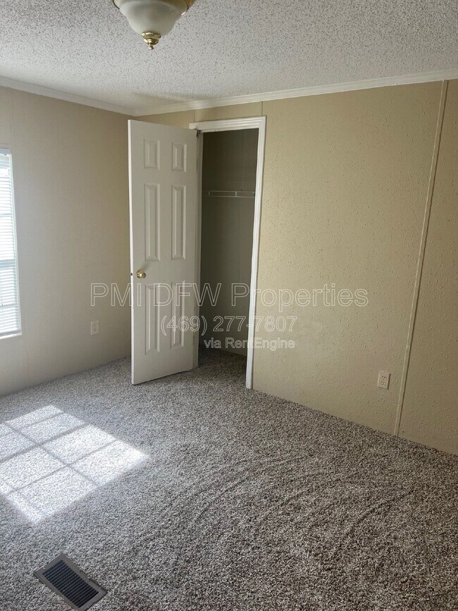 Building Photo - 5290 Co Rd 3229