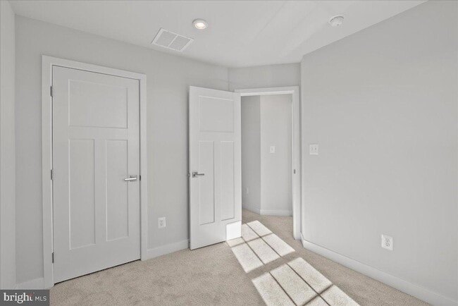 Building Photo - 10302 Heritage Trl Ct