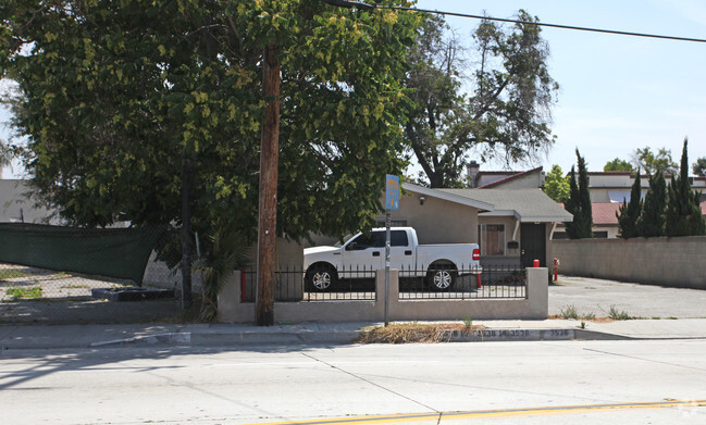 Building Photo - Baldwin Village