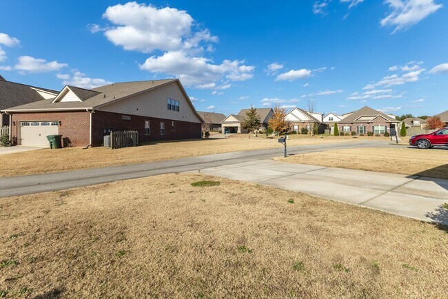 Building Photo - 30 Cypress Grove Ln SW