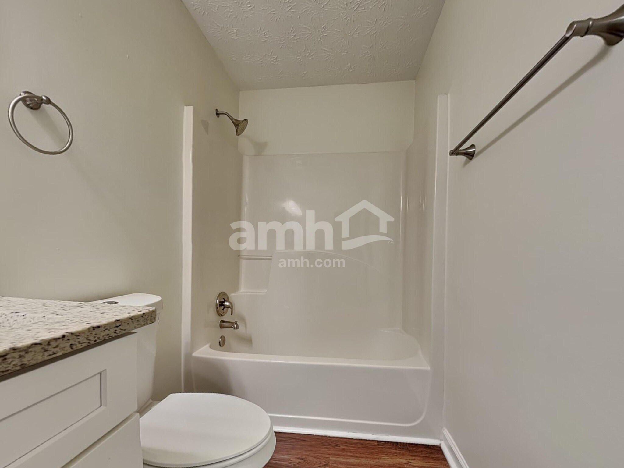 Building Photo - 920 Underhill Ct