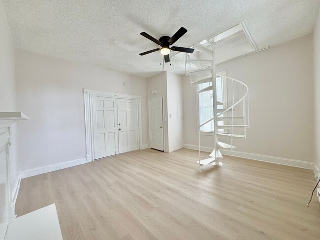 Building Photo - North Mecklenburg Duplexes