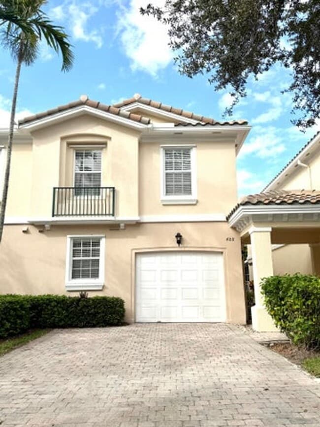 Building Photo - 488 Capistrano Dr