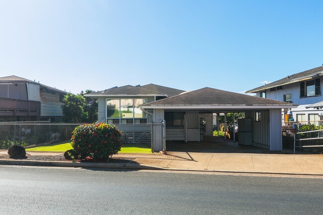 Building Photo - 730 6th Ave