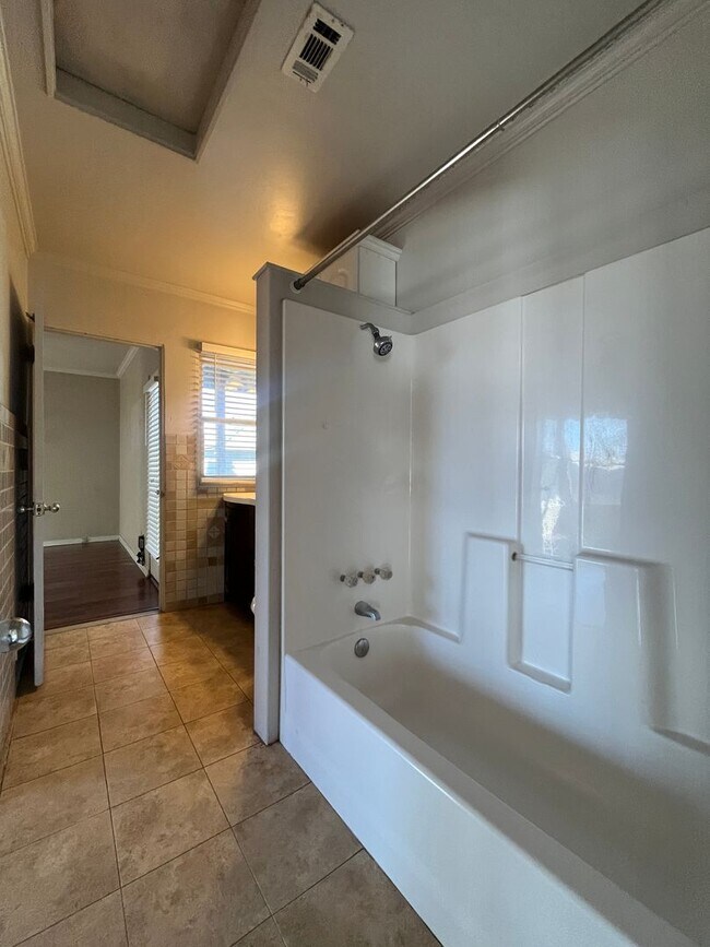 Building Photo - Single-Story 2-Bedroom Home in Calimesa!