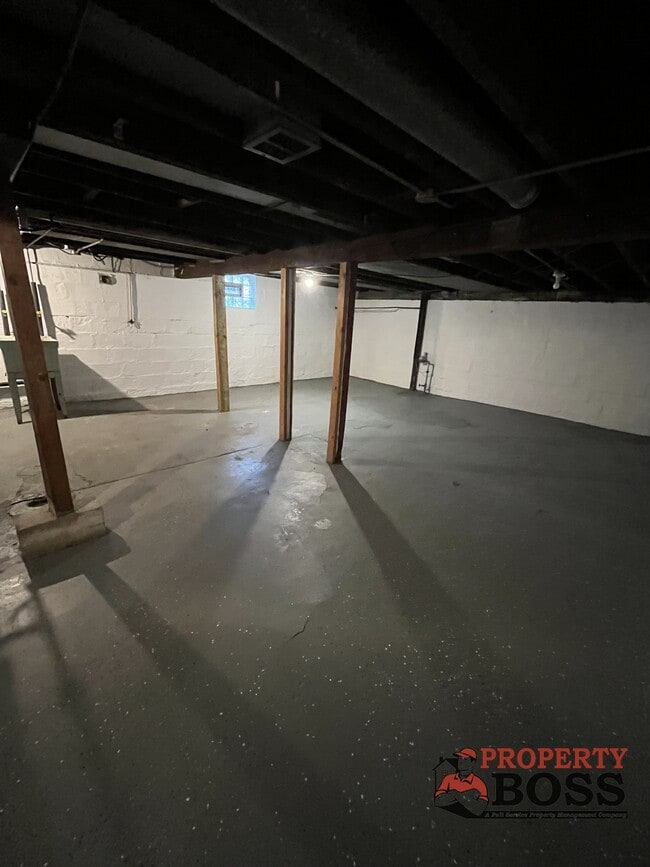 Building Photo - 4734 Johnson Ave
