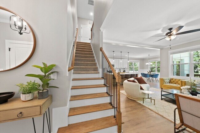 Building Photo - Charming Modern Farmhouse with 3 Bedrooms ...
