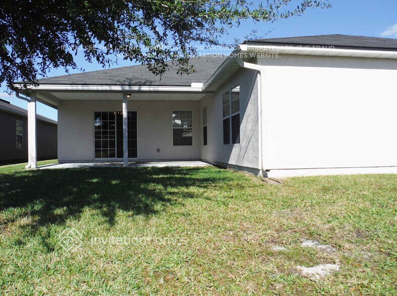 Building Photo - 12341 Deersong Dr