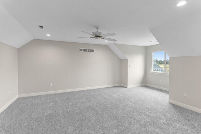 Building Photo - 2908 GENESIS Dr
