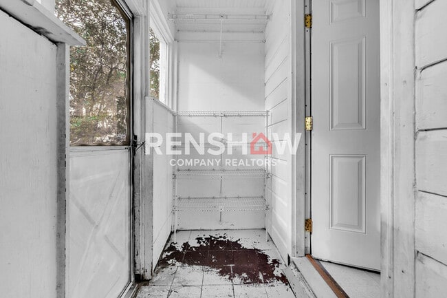 Building Photo - 3757 Faxon Ave