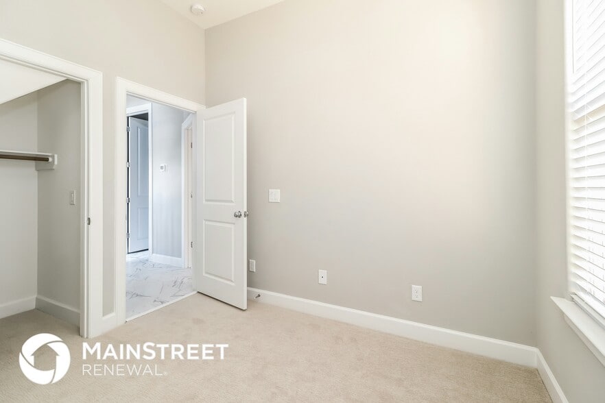 Building Photo - 5117 Pine Reach Dr