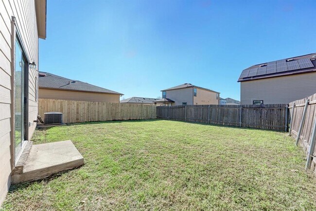 Building Photo - 8824 Edmundsbury Dr