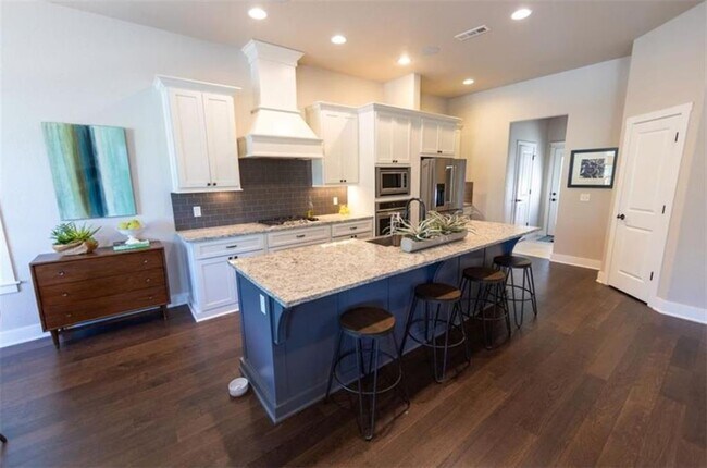 Building Photo - 2548 E Bayside Xing