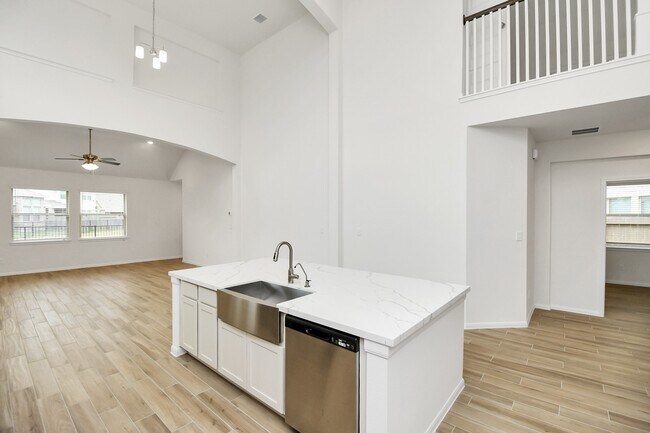 Building Photo - 2431 WAYBREAD Ln