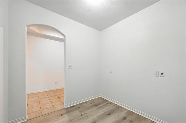 Building Photo - 4312 Ridgewood Rd