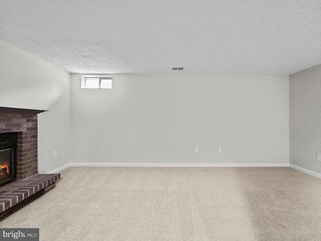 Building Photo - 10110 Shelldrake Cir