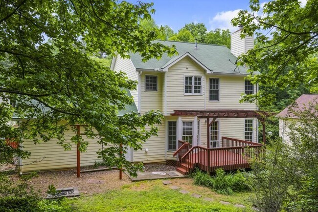 Building Photo - 1312 Dungan Dr NW