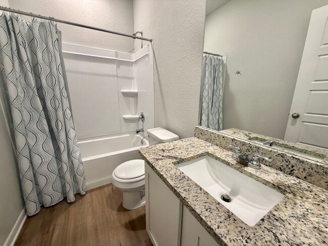 Building Photo - Amanda Park Duplex 3/2 off Potranco