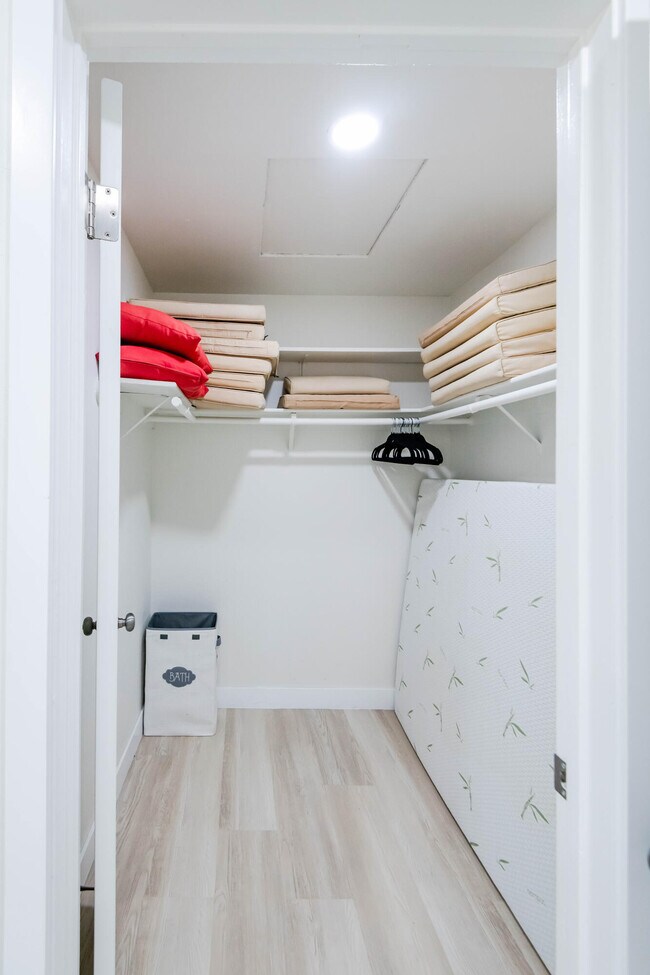 Building Photo - 79361 Port Royal Ave