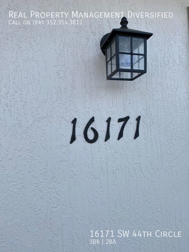 Building Photo - 16171 SW 44th Cir