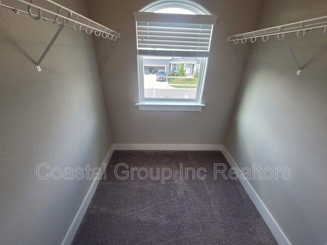 Building Photo - 1233 Auburn Hill Dr