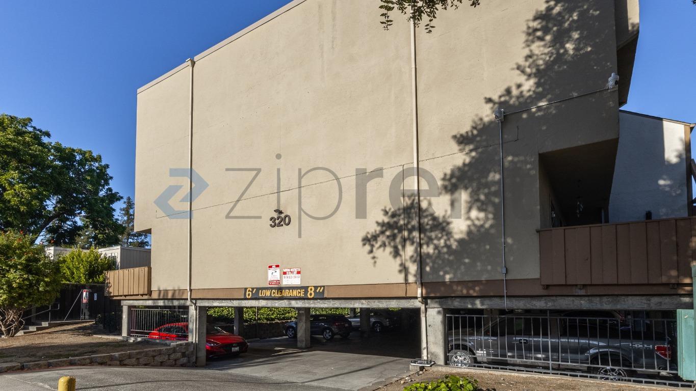 Building Photo - Unit 27