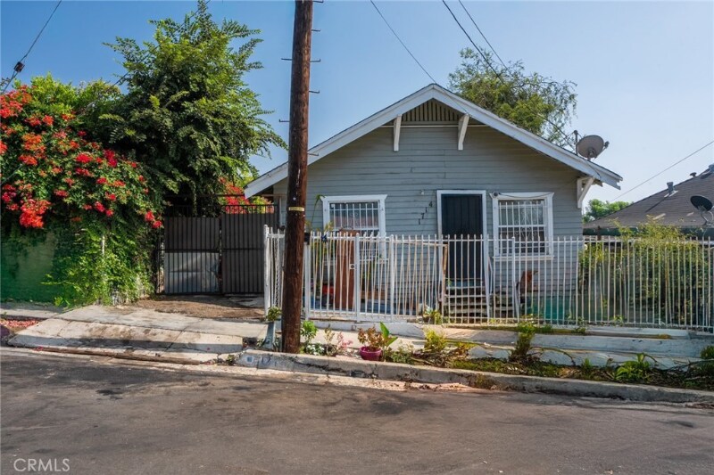 Primary Photo - 1714 Walton Ave