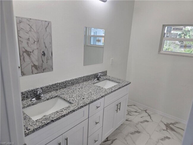 Building Photo - ASK US ABOUT FREE RENT!! NEW CONTRUCTION 2...