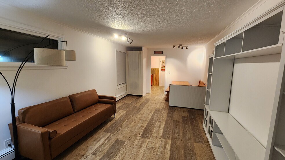 Building Photo - 4003 Garfield St