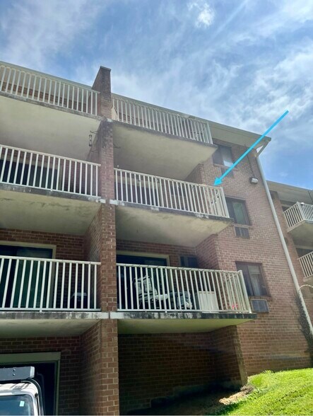 Building Photo - 600 Campbell Cir