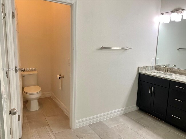 Building Photo - 8251 Randal Park Blvd