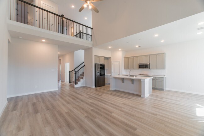 Building Photo - 17138 Crimson Crest Dr