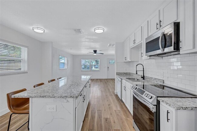 Building Photo - 3700 14th St N