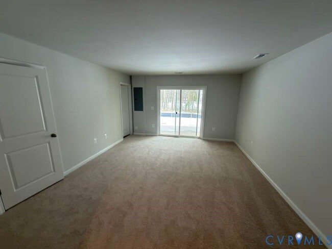 Building Photo - 449 Burden Dr