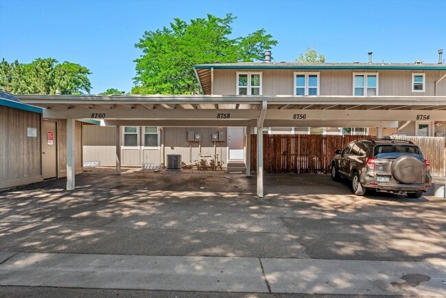 Building Photo - 8758 E Roundtree Ave