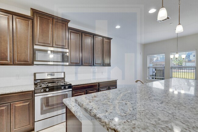 Building Photo - 2214 S Lakeline Blvd