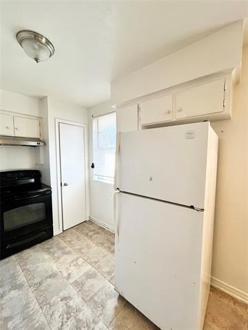 Building Photo - 2427 January Ln