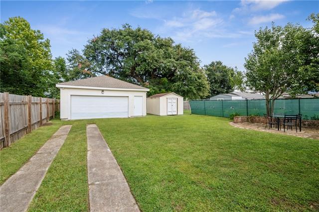 Building Photo - 9523 Palm St