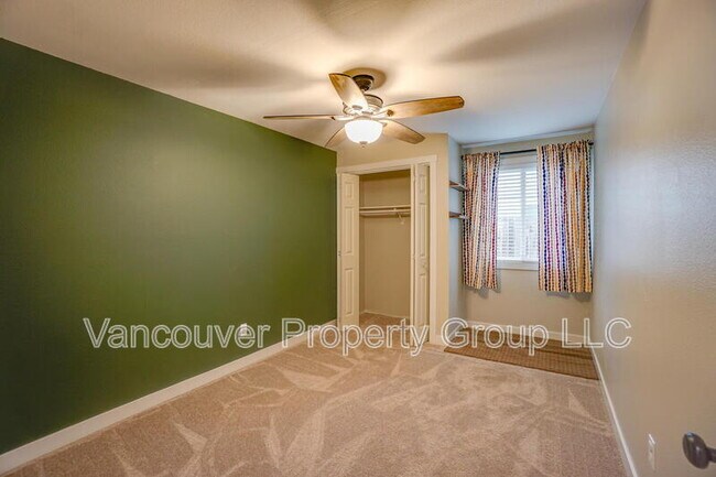 Building Photo - 12509 NE 35th St