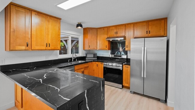 Building Photo - 5 Ormond Ct