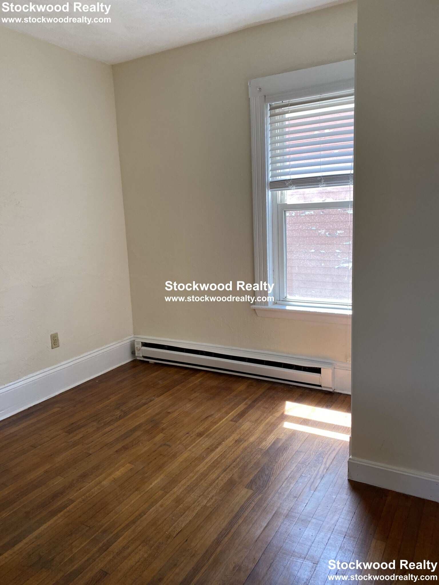 Building Photo - 18 Haverford St