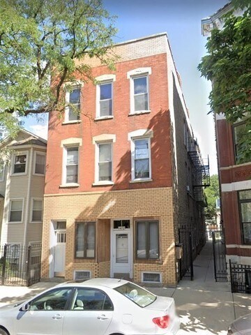 Building Photo - 1472 W Erie St