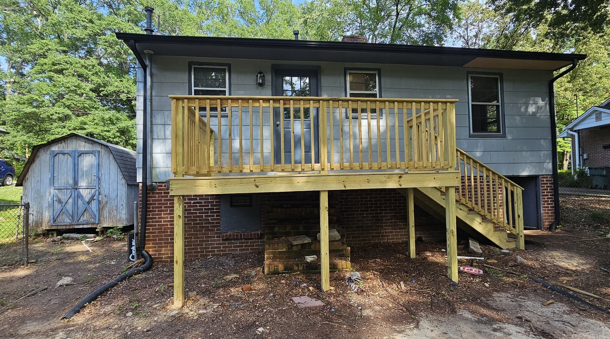 Building Photo - 609 N Rhyne St