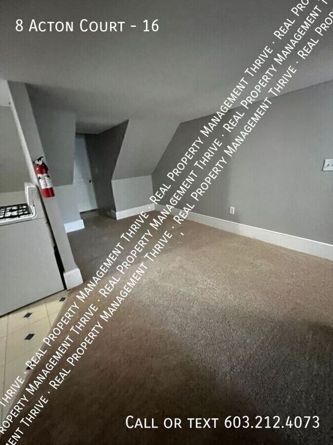 Building Photo - 8 Acton Ct