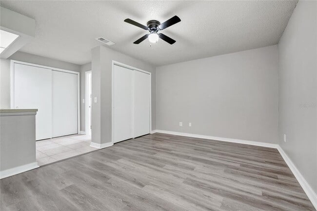 Building Photo - 7865 Sugar View Ct