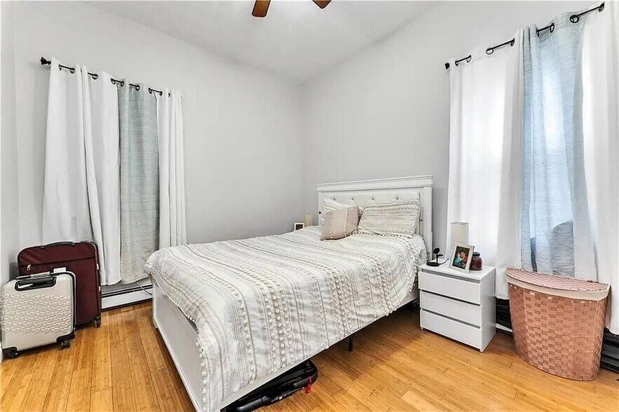 Building Photo - 186 Federal St