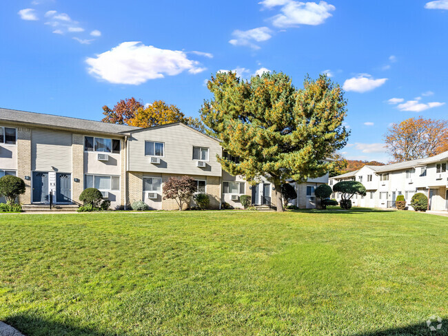 Building Photo - Haledon Estates Apartments